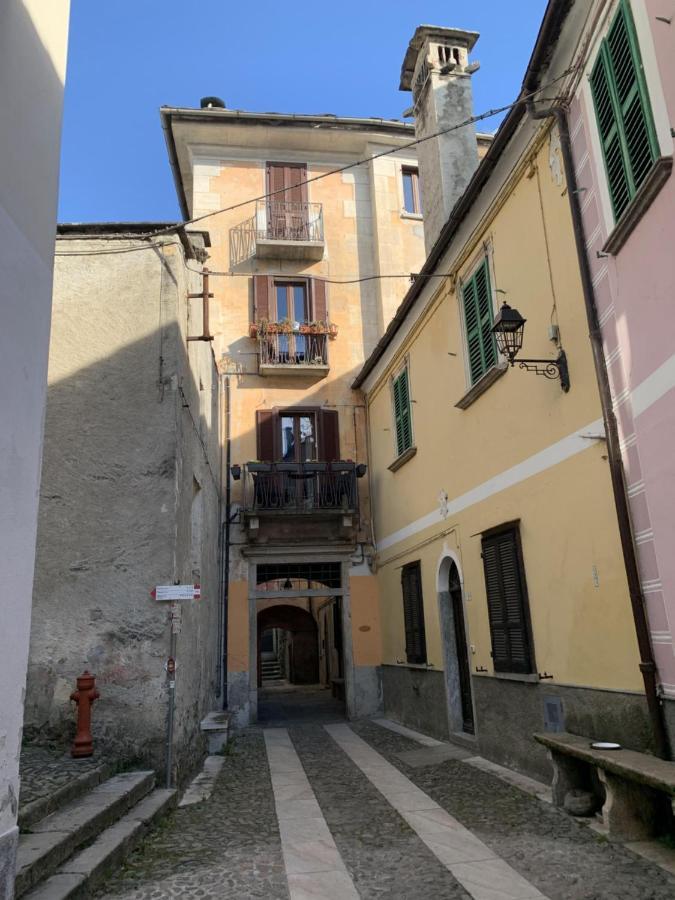 דירות Crevoladossola Sogni Nel Castello מראה חיצוני תמונה